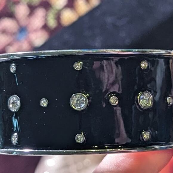 Signed Cookie Lee Black Enamel and Rhinestone Clamper Style Bracelet - Picture 4 of 6